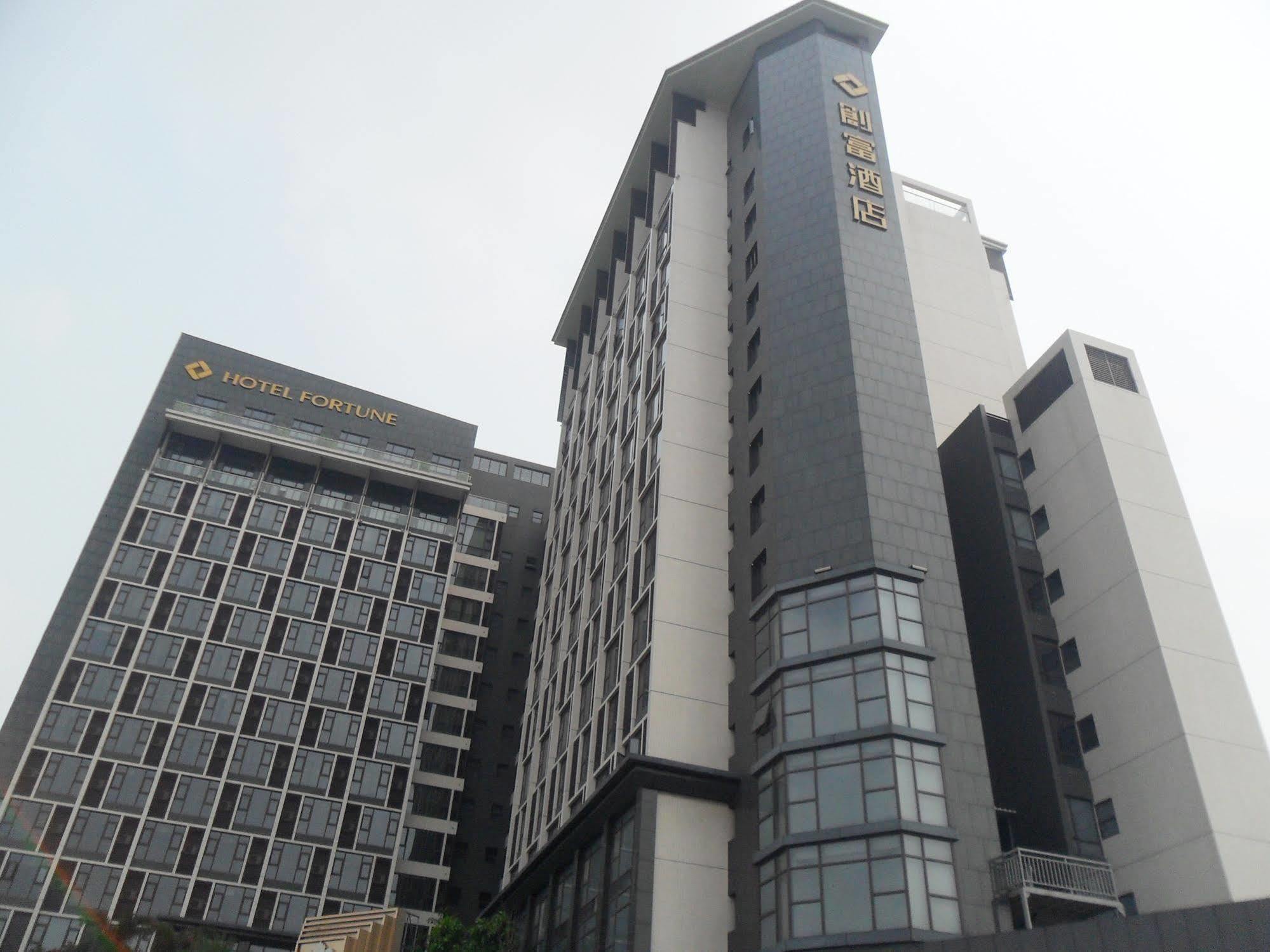 Hotel Fortune Шуньдэ Экстерьер фото