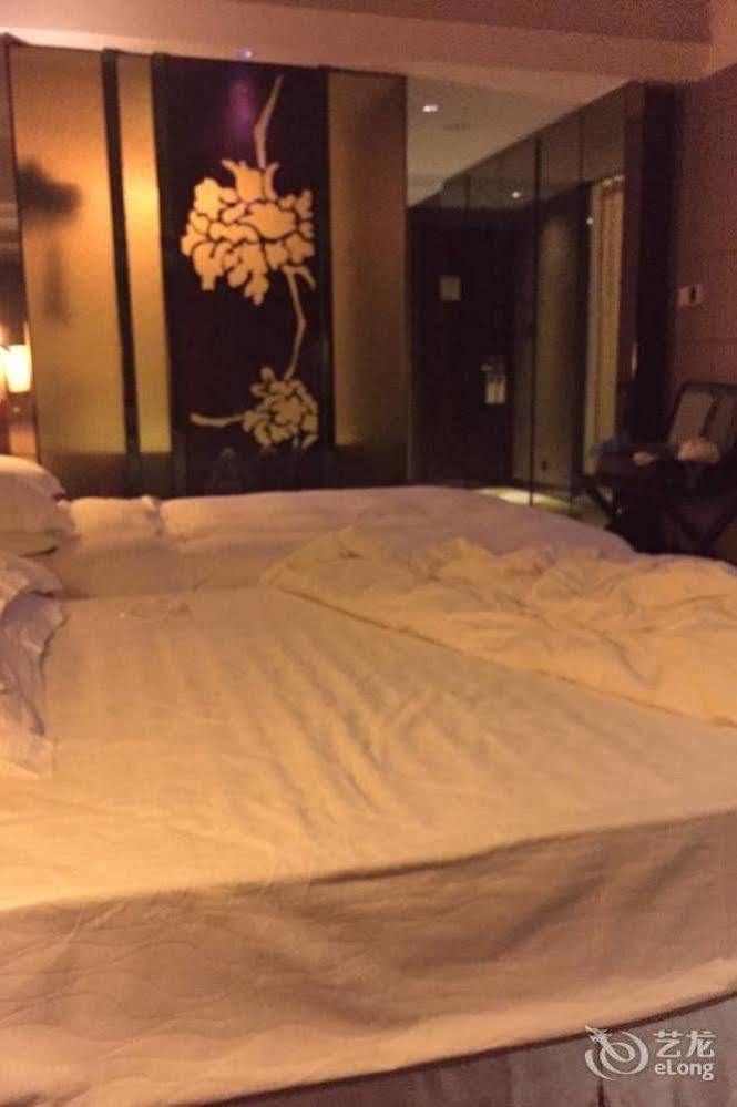 Hotel Fortune Шуньдэ Экстерьер фото